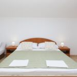 Apartmanok A Tenger Mellett Grebastica, Sibenik - 4881 Grebaštica
