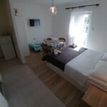 Sea View 1-Room Air Conditioned Apartment for 3 Persons AS-443-b