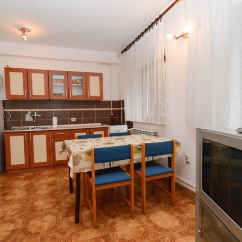 Prizemni apartman za 4 osoba(e) sa 2 spavaće(om) sobe(om)