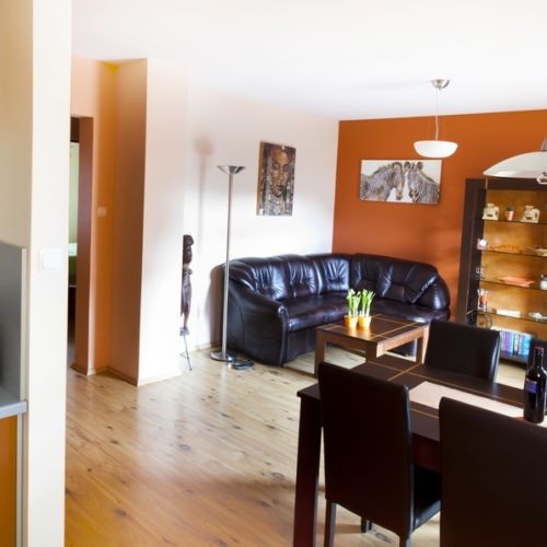 Apartament 6-osobowy Family z balkonem z 3 pomieszczeniami sypialnianymi