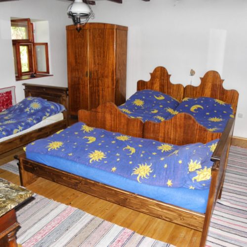 Park View Whole House 5-Room Apartment for 14 Persons (extra beds available)