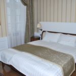2-Room Suite for 5 Persons