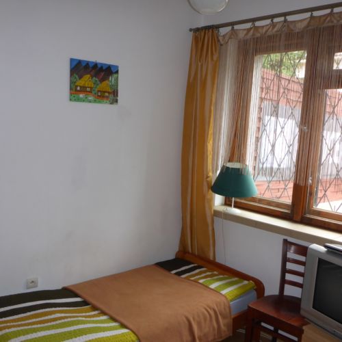 Triple Room with Shared Bathroom and Shared Kitchenette