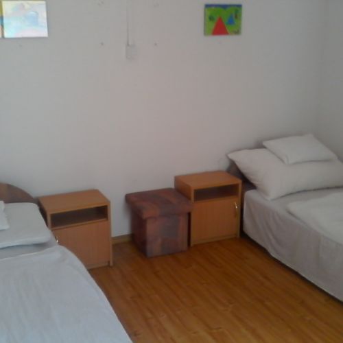 Camera cvadrupla (se poate solicita pat suplimentar)