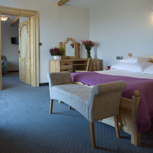 Apartament 3-osobowy z łazienką z aneksem kuchennym z 2 pomieszczeniami sypialnianymi