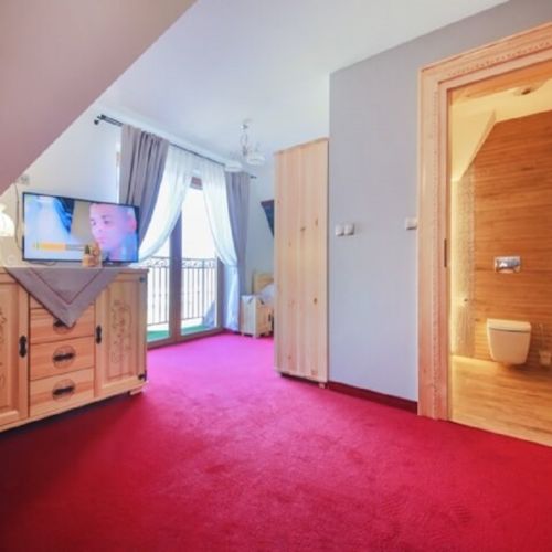 Pokój 3-osobowy z balkonem z łazienką (możliwa dostawka)