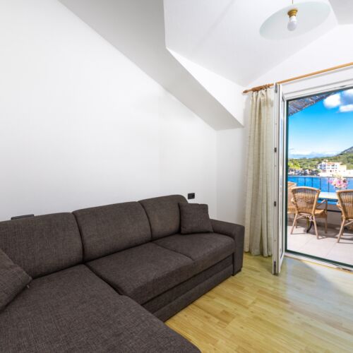 Apartament 5-osobowy z klimatyzacją z widokiem na morze z 1 pomieszczeniem sypialnianym A-2073-f