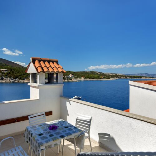 Apartament 7-osobowy z klimatyzacją z widokiem na morze z 2 pomieszczeniami sypialnianymi A-5231-c