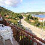 Apartmanok Parkolóhellyel Vis - 8448