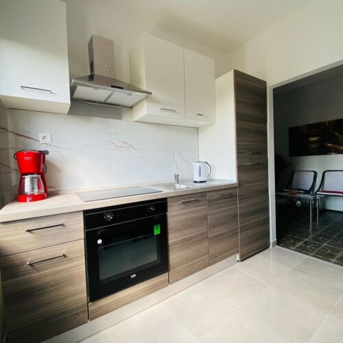 Apartament 8-osobowy z klimatyzacją z tarasem z 3 pomieszczeniami sypialnianymi A-14637-a