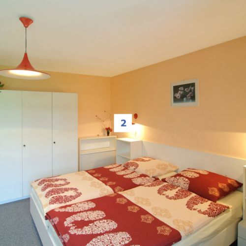 View to the Lake Whole House Holiday Home for 10 Persons