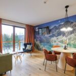 Apartament 6-osobowy na piętrze z widokiem na dziedziniec z 3 pomieszczeniami sypialnianymi