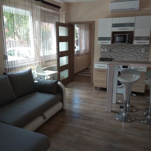 Apartament 4-osobowy na parterze Family z 2 pomieszczeniami sypialnianymi