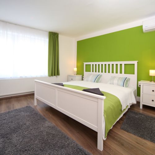 Apartament la parter 