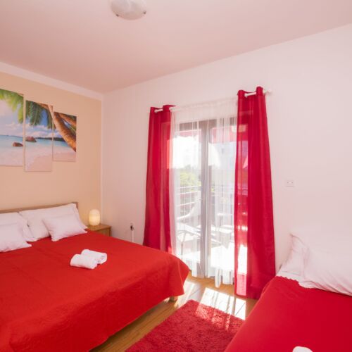 Apartament 3-osobowy z klimatyzacją na piętrze z 1 pomieszczeniem sypialnianym