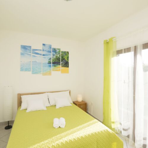 Apartament 4-osobowy z klimatyzacją na piętrze z 2 pomieszczeniami sypialnianymi