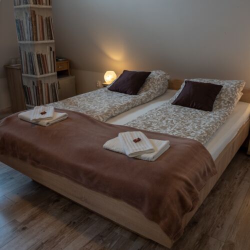 Apartament la mansardă cu aer condiționat cu 1 camera pentru 2 pers.