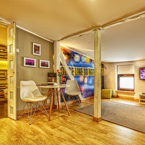 Apartament 4-osobowy na poddaszu Family z 2 pomieszczeniami sypialnianymi