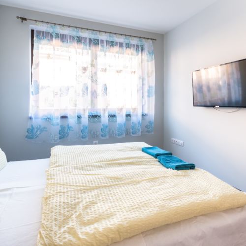 Apartament cu aer condiționat cu bucătărie proprie cu 2 camere pentru 4 pers.