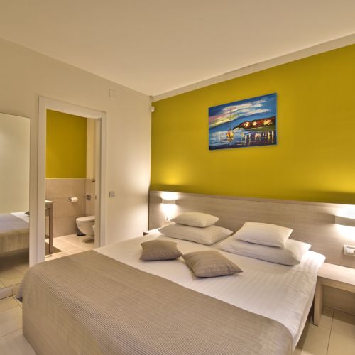 Suita family cu vedere spre parc cu 2 camere pentru 4 pers.