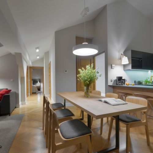 Apartament 8-osobowy Family Przyjazny podróżom rodzinnym z 4 pomieszczeniami sypialnianymi