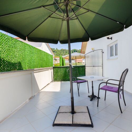 Na katu Klimatiziran dvokrevetna soba