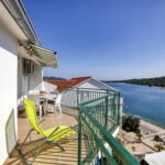 Sea View 1-Room Air Conditioned Apartment for 4 Persons A-796-d