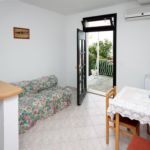 Sea View 2-Room Air Conditioned Apartment for 5 Persons A-4776-a