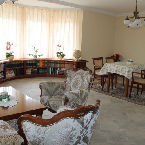 Penthouse 3-Room Suite for 5 Persons with Garden