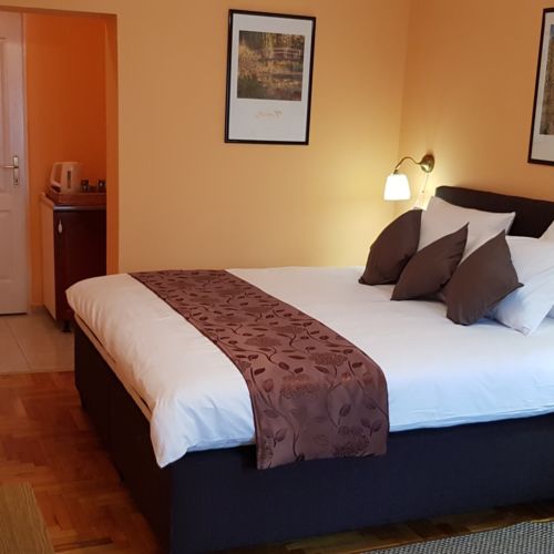 Pokój 2-osobowy na parterze Komfort (możliwa dostawka)