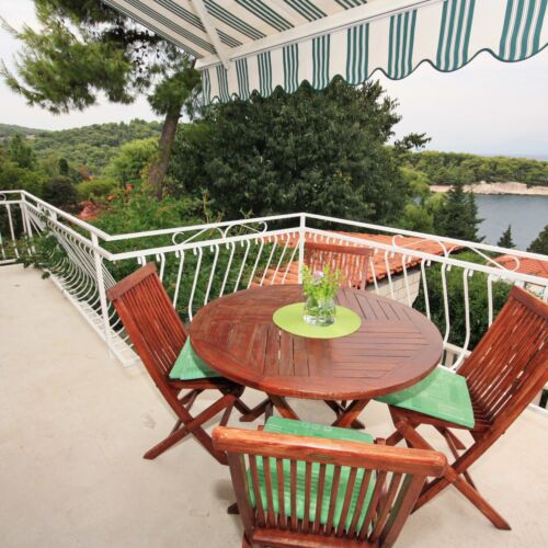 3-Zimmer-Apartment für 7 Personen mit Klimaanlage und Aussicht auf das Meer K-5668