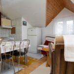 Apartmanok A Tenger Mellett Pisak, Omis - 15177 Pisak