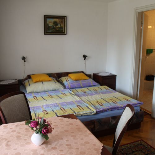 Standard Apartman s manželskou postelí s 1 ložnicí na poschodí (s možností přistýlky)
