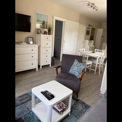 Apartament standard cu balcon cu 1 camera pentru 2 pers. (se poate solicita pat suplimentar)
