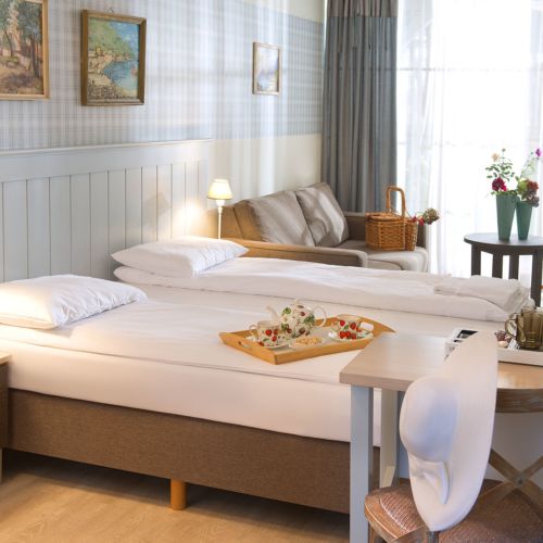 Pokój 2-osobowy na piętrze na parterze (możliwa dostawka)