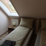 Tetőtéri Lux kétágyas szoba (pótágyazható)