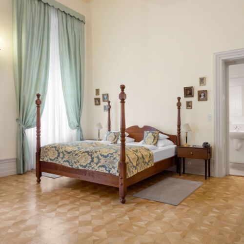 Suita cu 1 camera pentru 2 pers. (se poate solicita pat suplimentar)