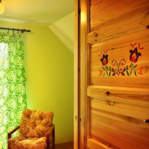 Casa de vacanta cu vedere spre gradina pentru 6 pers. (se inchirieaza doar integral)