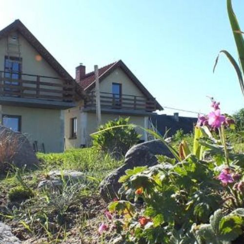 Casa de vacanta cu vedere spre gradina pentru 6 pers. (se inchirieaza doar integral)