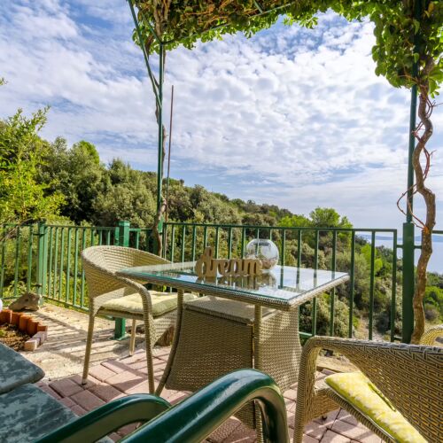 Sea View 2-Room Air Conditioned Apartment for 4 Persons