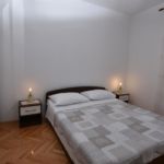 Apartament la etaj cu aer conditionat cu 4 camere pentru 8 pers.