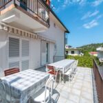 Légkondicionált teraszos 10 fős apartman 5 hálótérrel A-516-a