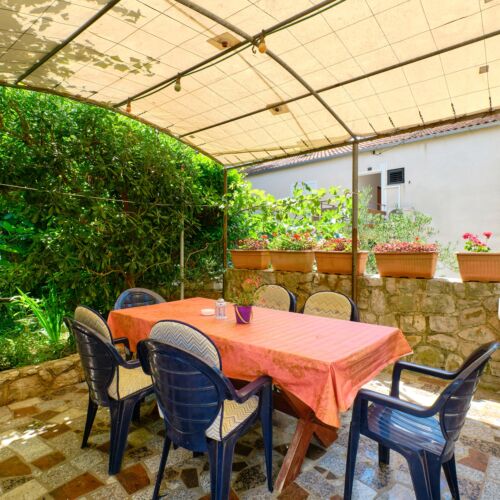 Apartament cu aer condiționat cu terasă cu 2 camere pentru 5 pers. A-2509-a