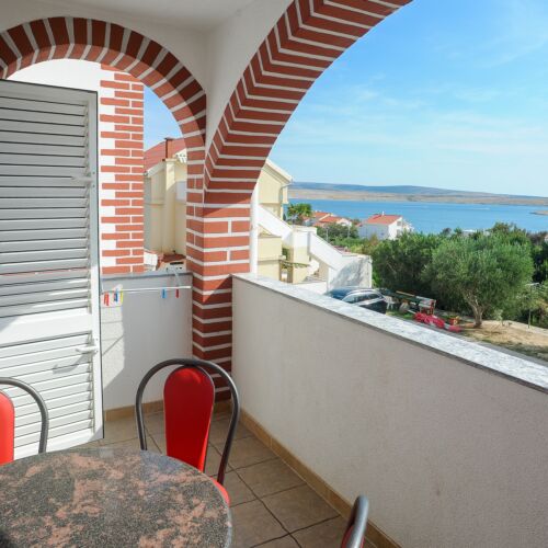 Apartament 4-osobowy z klimatyzacją z widokiem na morze z 1 pomieszczeniem sypialnianym A-4109-c