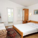 Apartament 3-osobowy z klimatyzacją z widokiem na morze z 1 pomieszczeniem sypialnianym AS-4890-d