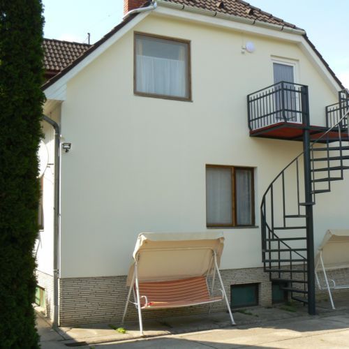 Apartman (jako celek) pro 7 os. na poschodí  (s možností přistýlky)