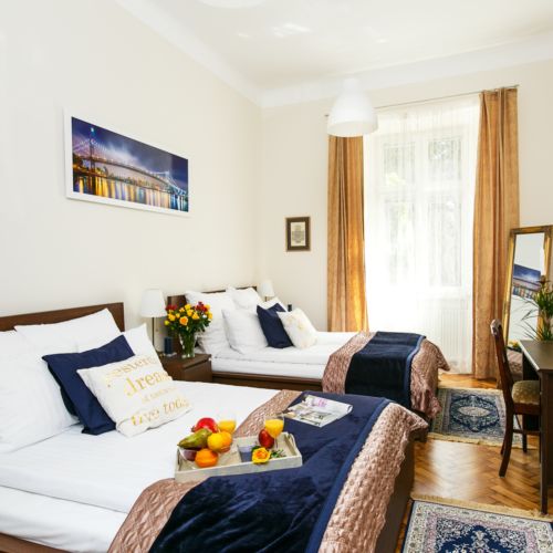 Apartament 8-osobowy na parterze z klimatyzacją z 3 pomieszczeniami sypialnianymi