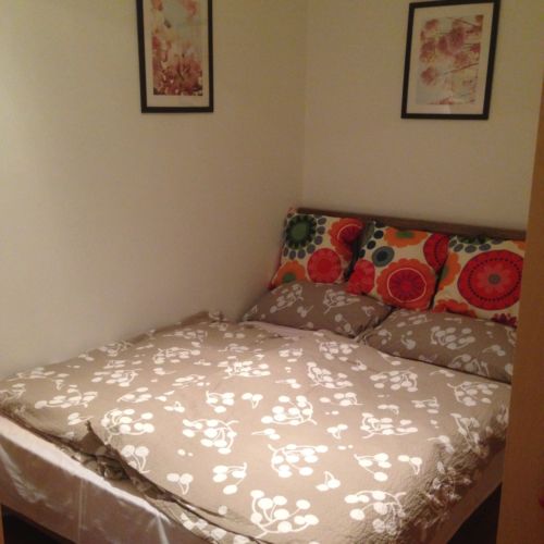 Apartament familial(ă) la parter pentru 5 pers. (se inchirieaza doar integral)