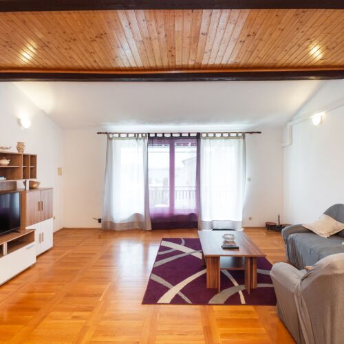 Apartament 8-osobowy z klimatyzacją z widokiem na morze z 3 pomieszczeniami sypialnianymi