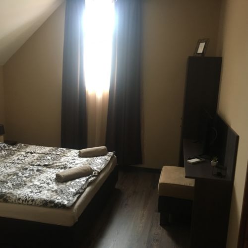 Camera cvadrupla familial(a) cu aer conditionat